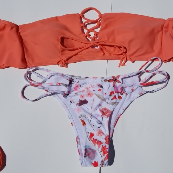 Sz L Super cute ruffle bikini - Picture 2 of 7